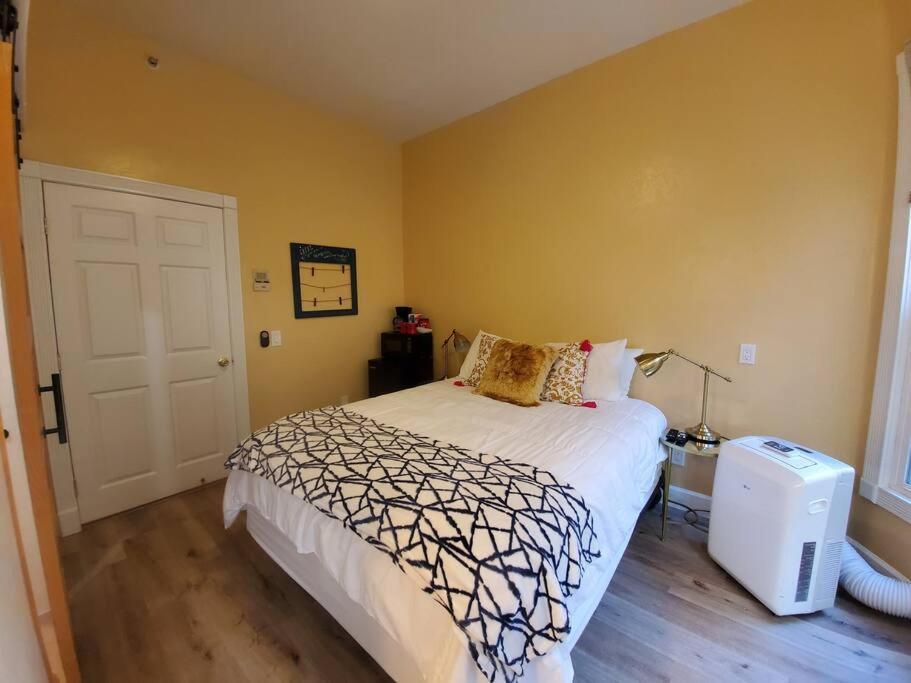 Appartement Centrally Located Studio And Cozy Place Perfect For Travelers And Couples! Located In San Diego Downtown! Perfect For Your Quick Getaway! Extérieur photo
